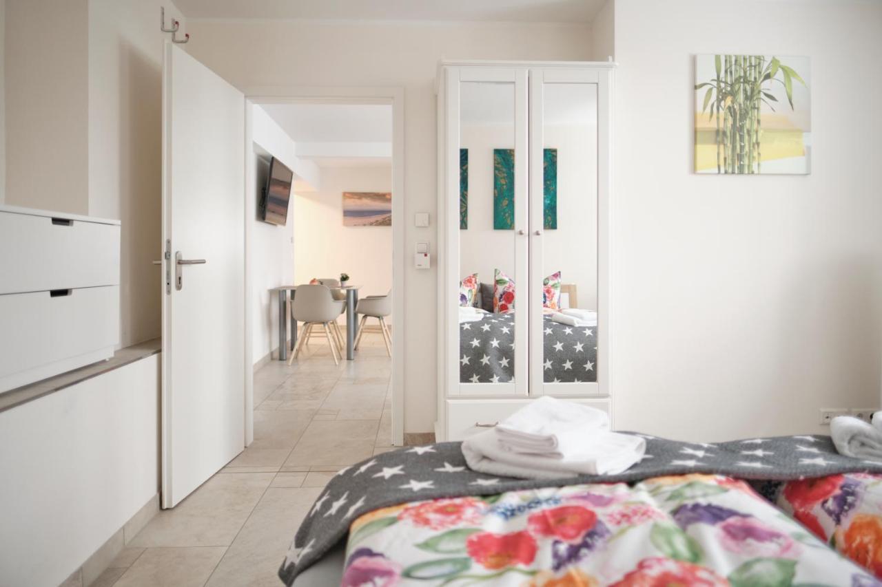 Schwerin Apartment Am Pfaffenteich ภายนอก รูปภาพ